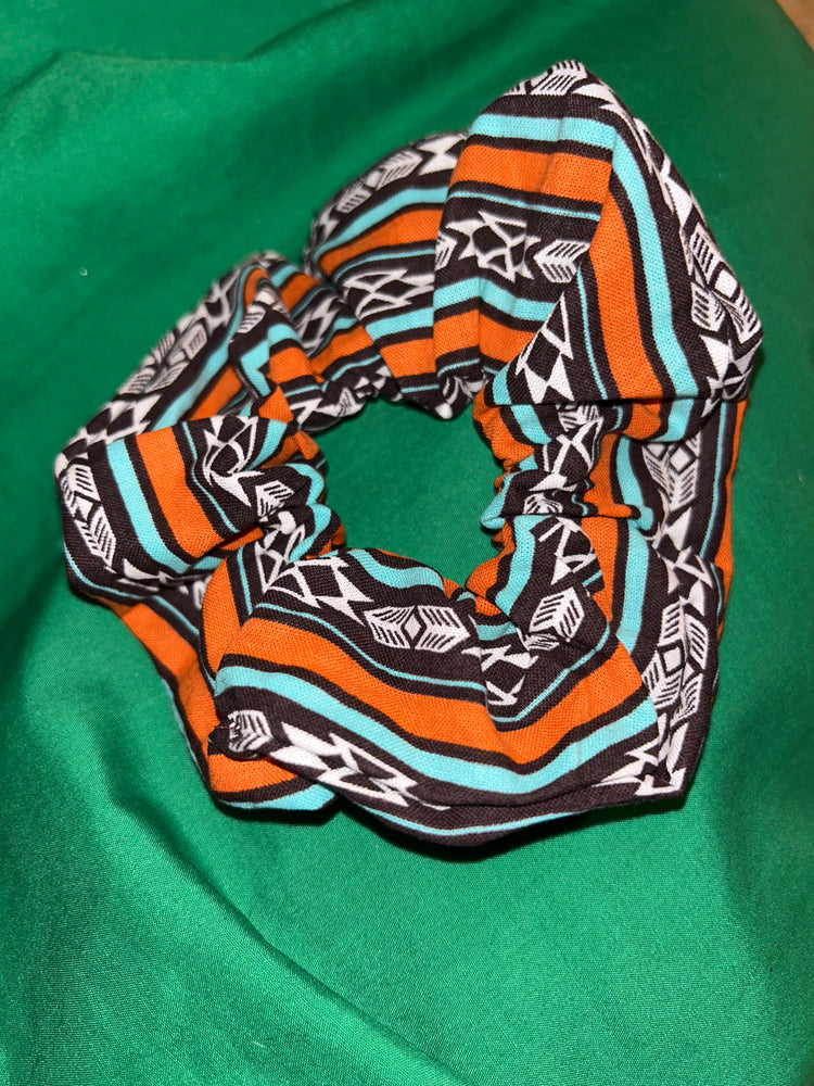 Western pattern scrunchie