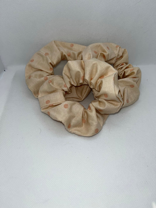 Pink pokadot hair scrunchie